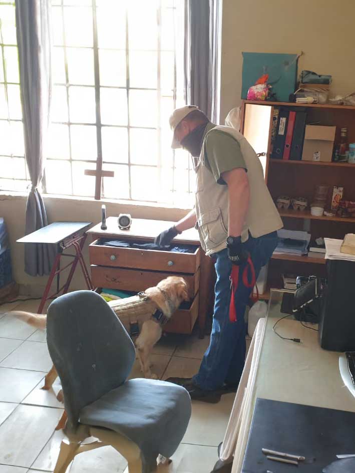 K9-Narcotics-and-Handler-Sweeps-02